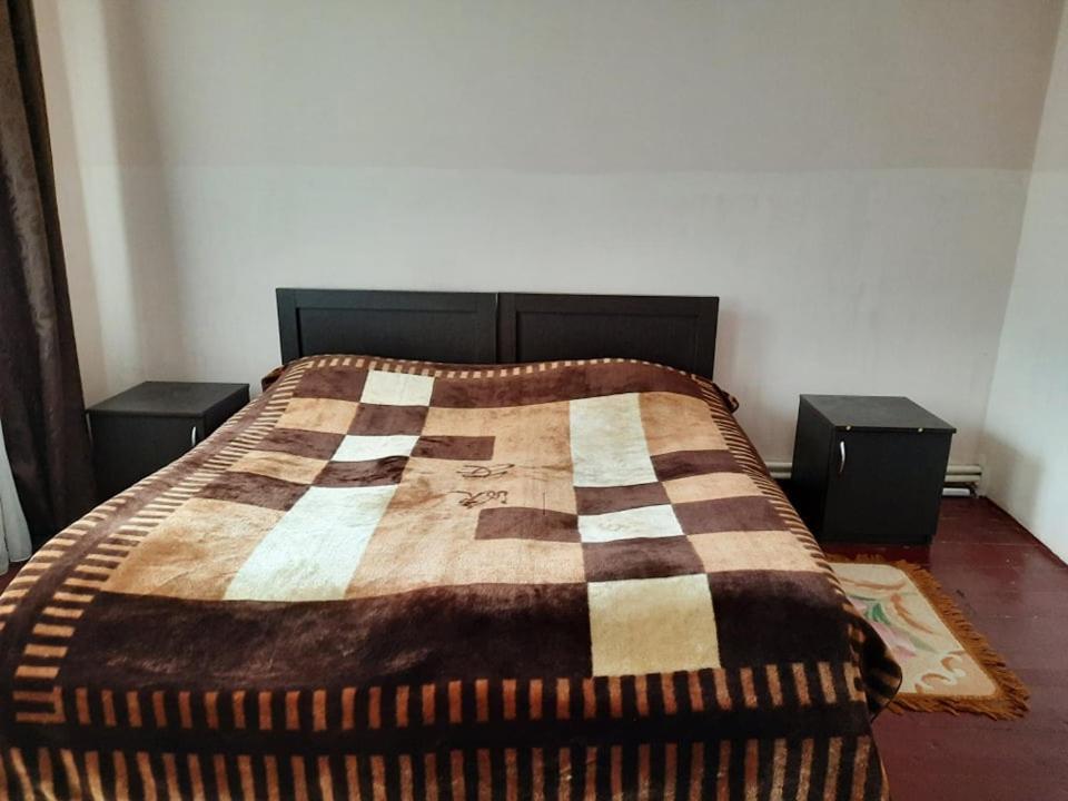 Maia'S Guest House Gergeti 卡兹贝吉 外观 照片
